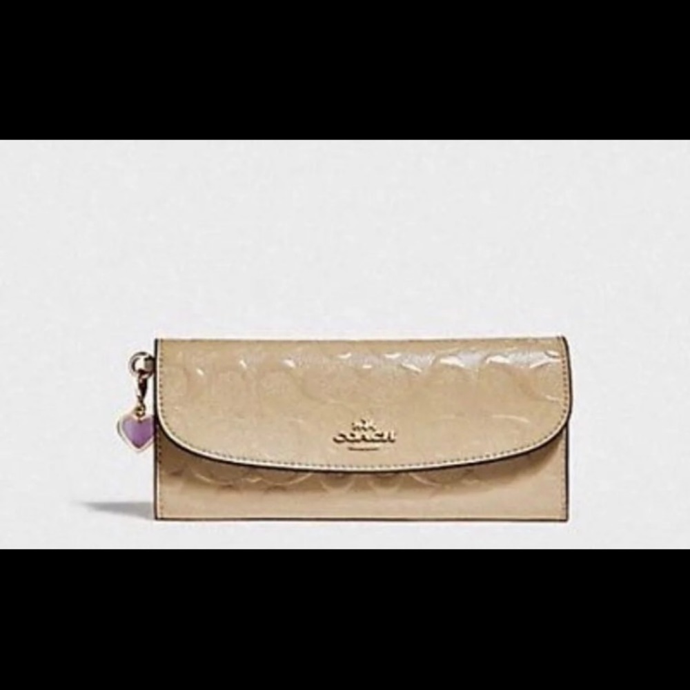 LAST ONE LEFT New in box Coach nude patent wallet w/ gold charms - Picture 4 of 16